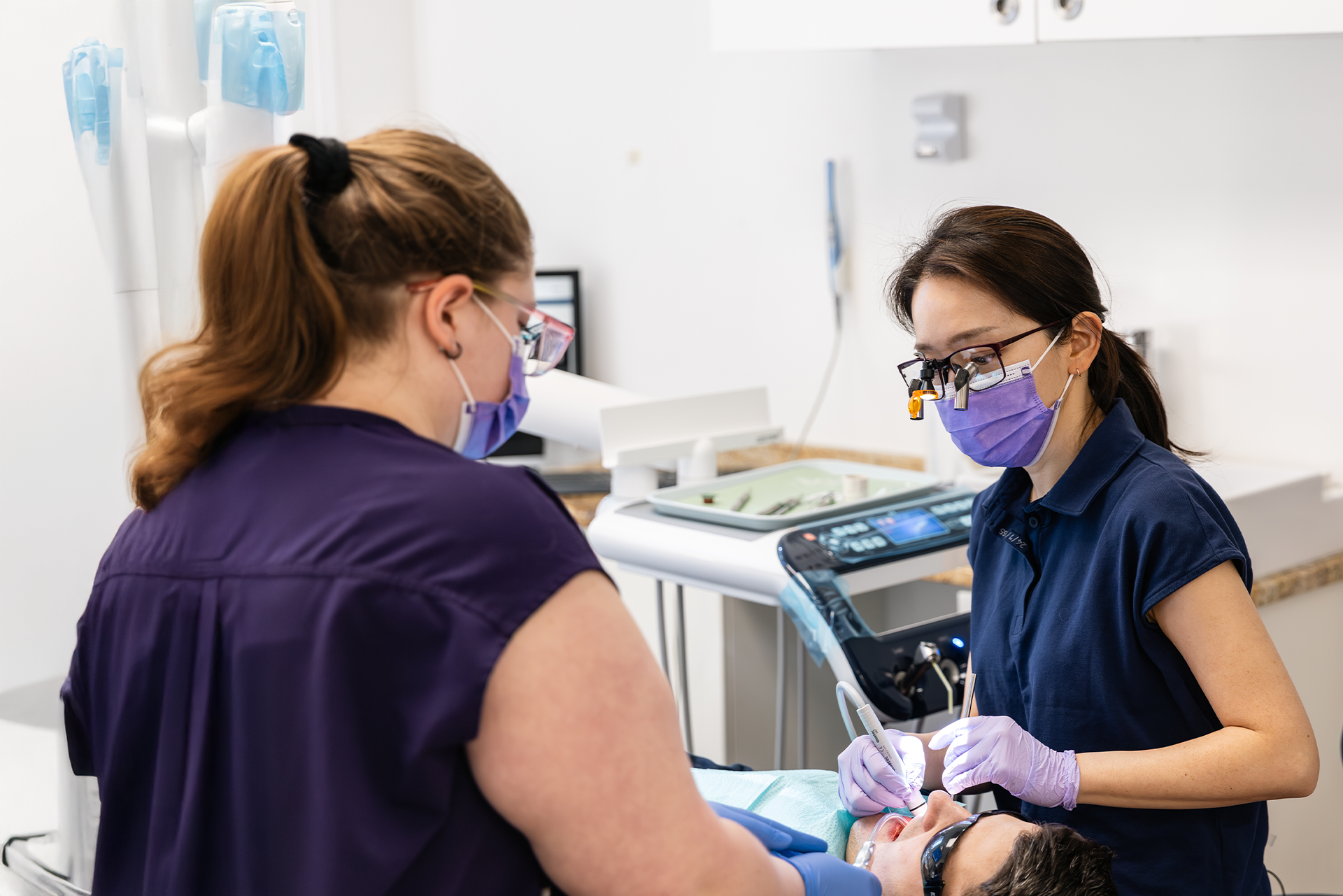 Ellui Dental implant treatment planning